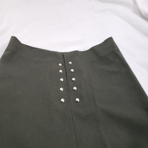 C8,632 Roz & Ali Green Stretch Pants - Picture 4 of 6